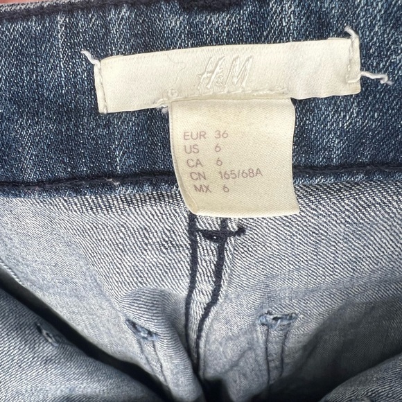 H&M High Waisted / Flare Bottom Jeans - Picture 13 of 15
